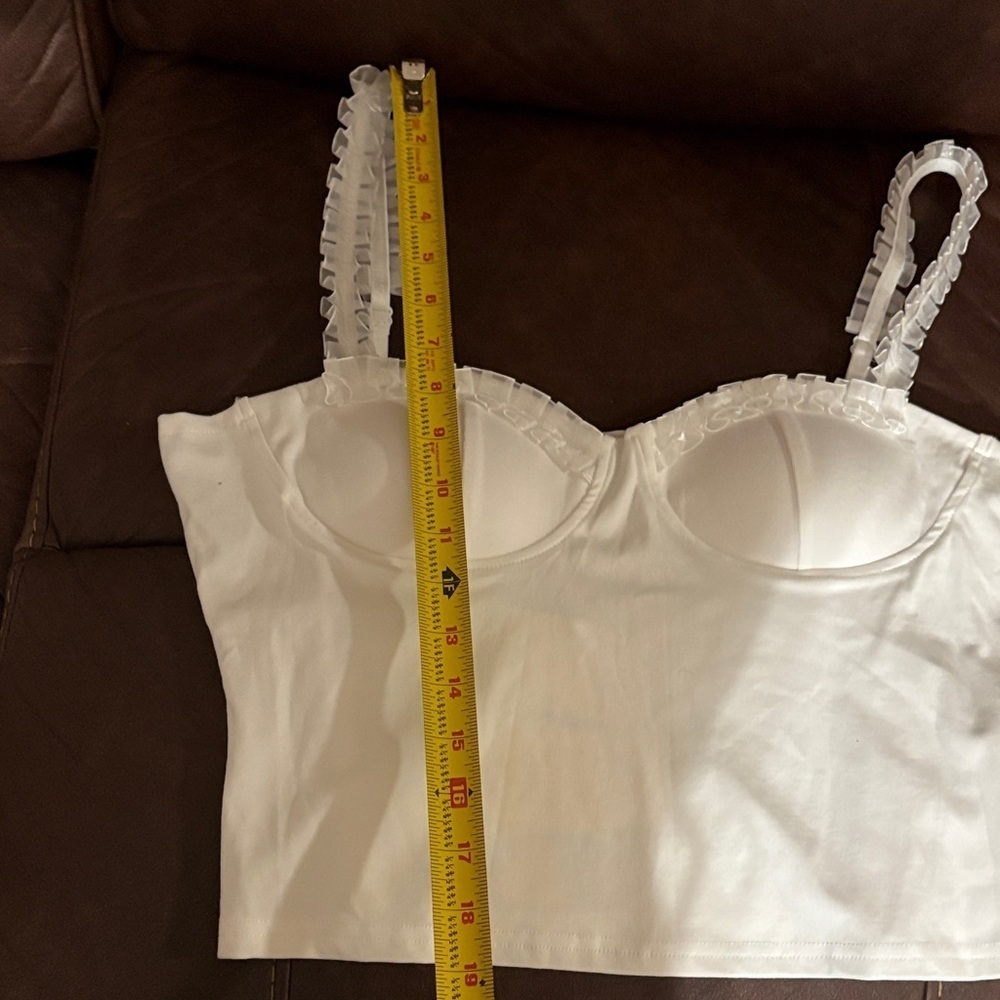 NWT ROSIE POSIE Chic White Ruffled Strap Tank Top - Picture 9 of 9